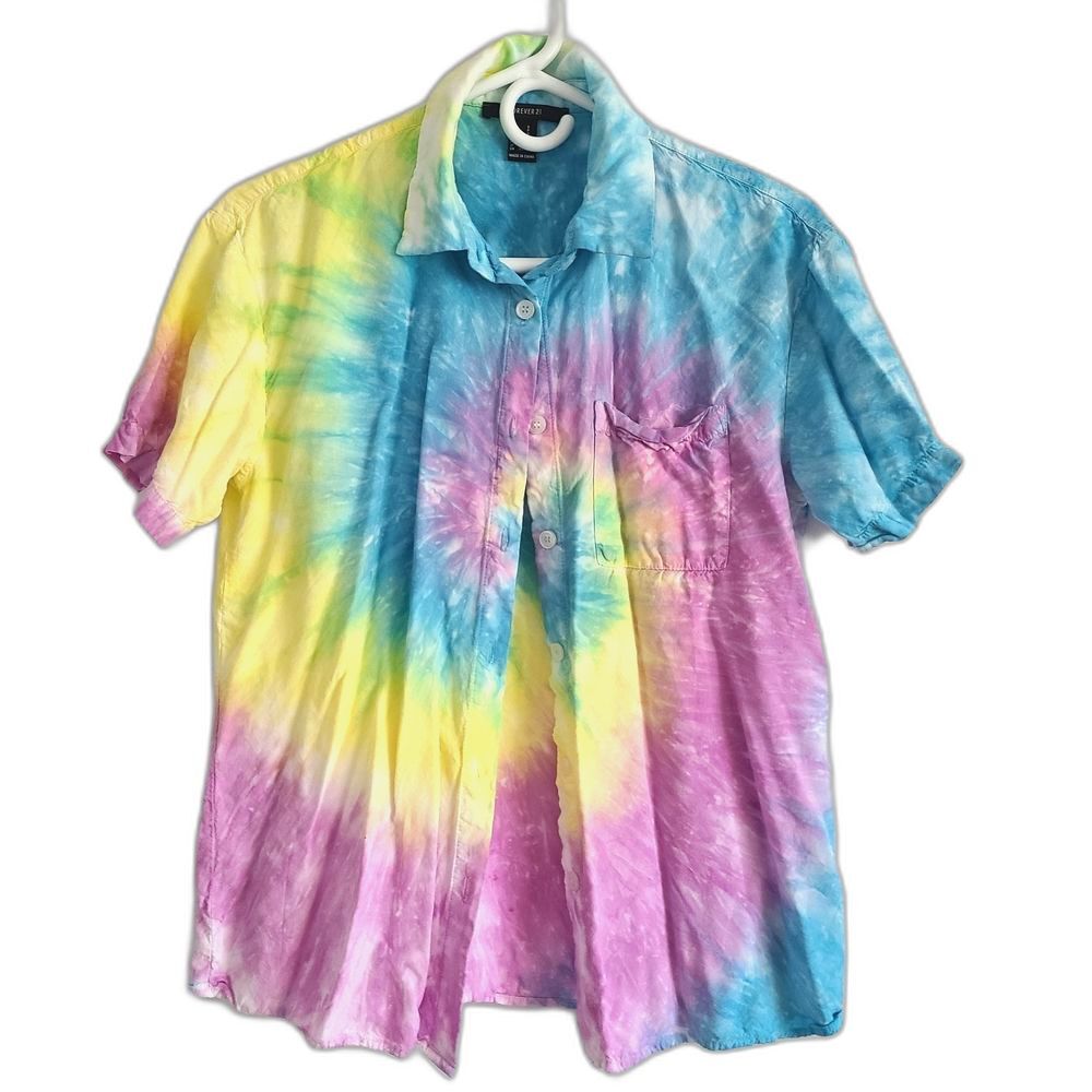 Forever 21 Colorful Tie-Dye Button Down Shirt Size S
